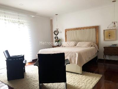 Casa de 4 alcobas en venta en El Poblado, Medellín, 394 m² · foto 13 de 19