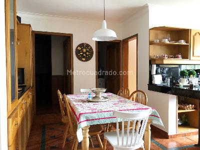 Casa de 4 alcobas en venta en El Poblado, Medellín, 394 m² · foto 5 de 19