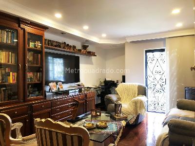 Casa de 4 alcobas en venta en El Poblado, Medellín, 394 m² · foto 9 de 19