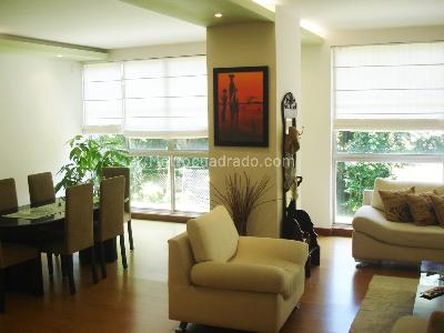 Casa de 3 alcobas en venta en El Poblado, Medellín, 289 m² · foto 2 de 13