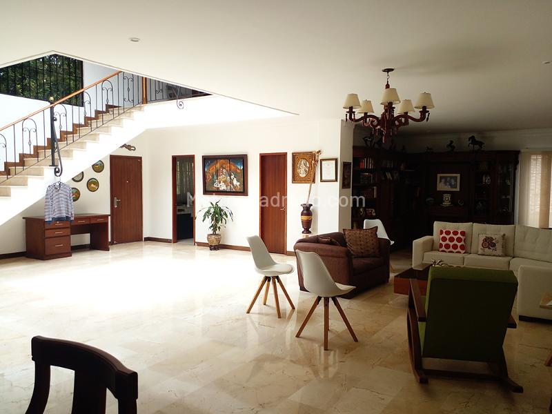 Casa en arriendo de 3 Alcobas en El Tesoro, unidad cerrada - 3