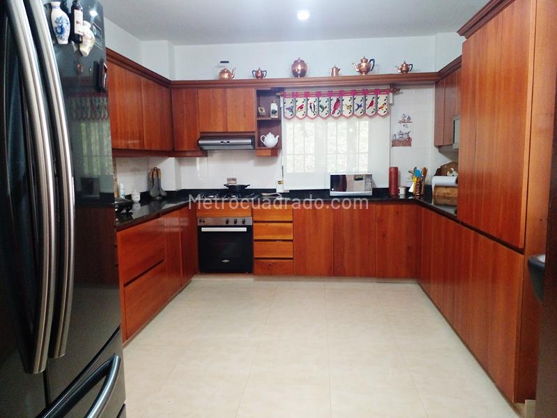 Casa en arriendo de 3 Alcobas en El Tesoro, unidad cerrada - 7
