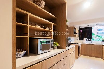 Apartamento de 3 alcobas en venta en La Florida, Medellín, 197 m² · foto 6 de 15