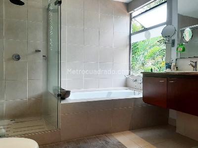 Casa de 3 alcobas en venta en Envigado, Envigado, 286 m² · foto 14 de 19