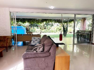 Casa de 3 alcobas en venta en Envigado, Envigado, 286 m² · foto 2 de 19