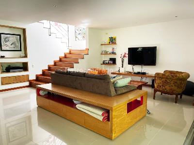Casa de 3 alcobas en venta en Envigado, Envigado, 286 m² · foto 3 de 19