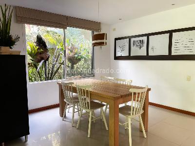 Casa de 3 alcobas en venta en Envigado, Envigado, 286 m² · foto 5 de 19