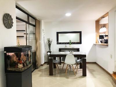 Casa de 4 alcobas en venta en El Poblado, Medellín, 212 m² · foto 3 de 16