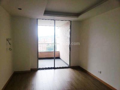 Apartamento de 3 alcobas en venta en El Poblado, Medellín, 240 m² · foto 10 de 18
