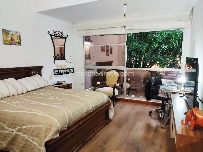 Casa de 3 alcobas en venta en El Poblado, Medellín, 202 m² · foto 10 de 15