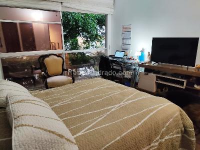 Casa de 3 alcobas en venta en El Poblado, Medellín, 202 m² · foto 9 de 15