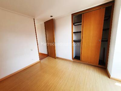 Apartamento de 4 alcobas en venta en El Poblado, Medellín, 180 m² · foto 11 de 19