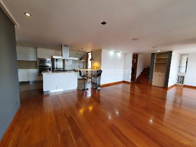 Apartamento de 4 alcobas en venta en El Poblado, Medellín, 180 m² · foto 2 de 19