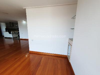 Apartamento de 4 alcobas en venta en El Poblado, Medellín, 180 m² · foto 3 de 19