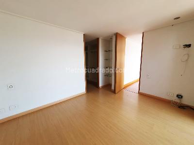 Apartamento de 4 alcobas en venta en El Poblado, Medellín, 180 m² · foto 9 de 19