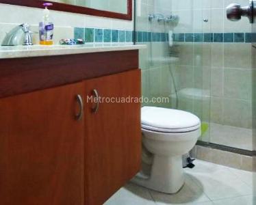 Apartamento de 3 alcobas en venta en El Poblado, Medellín, 190 m² · foto 11 de 12