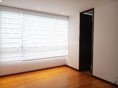 Apartamento de 3 alcobas en venta en El Castillo, Medellín, 270 m² · foto 10 de 17