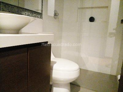 Apartamento de 3 alcobas en venta en El Castillo, Medellín, 270 m² · foto 16 de 17