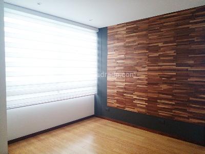 Apartamento de 3 alcobas en venta en El Castillo, Medellín, 270 m² · foto 7 de 17
