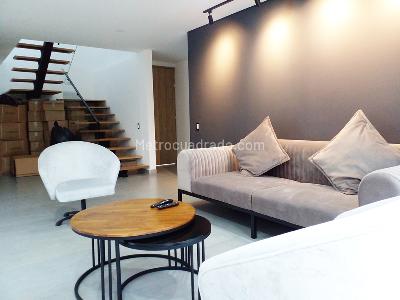 Casa de 4 alcobas en venta en Envigado, Envigado, 270 m² · foto 3 de 20