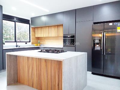Casa de 4 alcobas en venta en Envigado, Envigado, 270 m² · foto 5 de 20