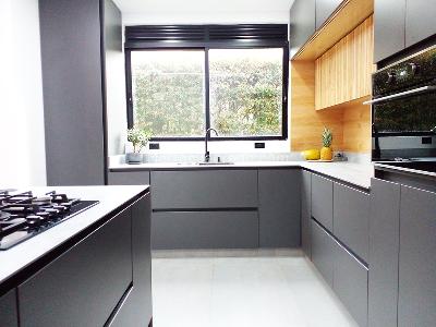 Casa de 4 alcobas en venta en Envigado, Envigado, 270 m² · foto 6 de 20