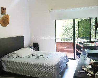 Casa de 5 alcobas en venta en El Poblado, Medellín, 270 m² · foto 11 de 14