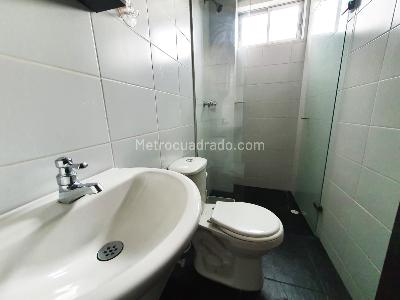 Apartamento de 3 alcobas en venta en Las Lomas, Medellín, 138 m² · foto 14 de 16