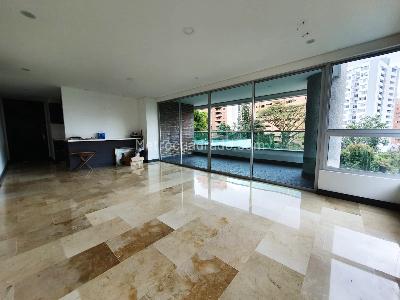 Apartamento de 3 alcobas en venta en Las Lomas, Medellín, 138 m² · foto 4 de 16