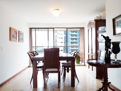 Apartamento de 3 alcobas en venta en San Lucas, Medellín, 148 m² · foto 4 de 20