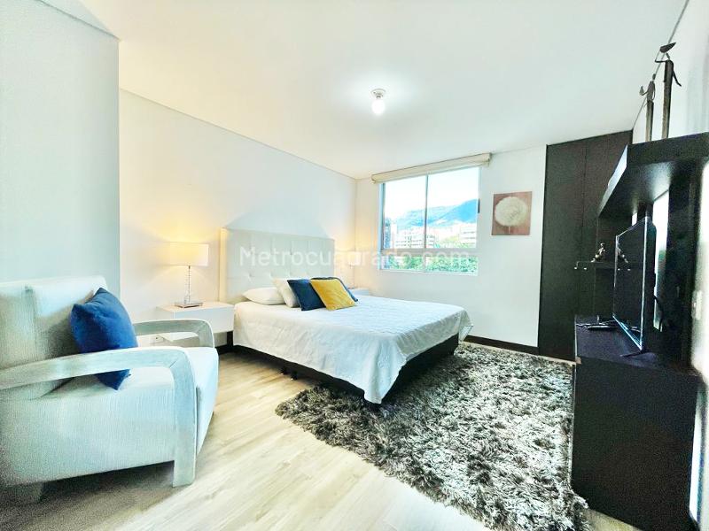 Furnished 4BR Apartment in Santa María de los Ángeles - 8