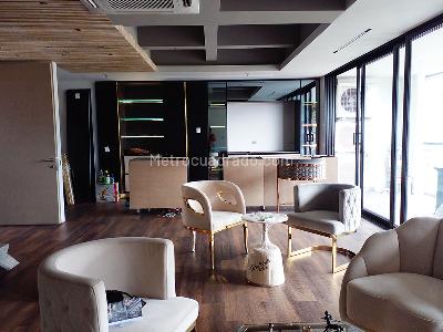 Apartamento en venta en El Poblado, Medellín · foto 3 de 17