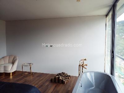 Apartamento en venta en El Poblado, Medellín · foto 9 de 17