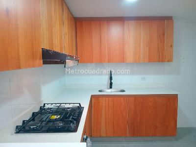 Casa en arriendo en El Poblado, Medellín · foto 6 de 18