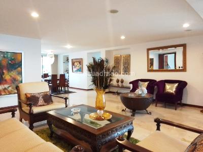 Apartamento de 3 alcobas en venta en California Del Poblado, Medellín, 232 m² · foto 4 de 19
