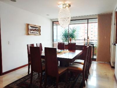 Apartamento de 3 alcobas en venta en California Del Poblado, Medellín, 232 m² · foto 6 de 19