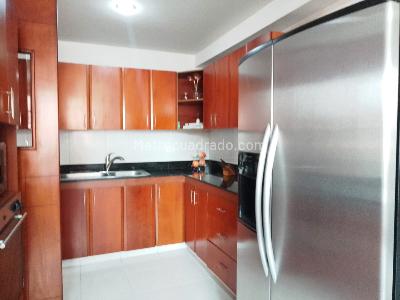Apartamento de 3 alcobas en venta en California Del Poblado, Medellín, 232 m² · foto 8 de 19