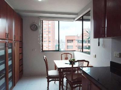 Apartamento de 3 alcobas en venta en California Del Poblado, Medellín, 232 m² · foto 9 de 19