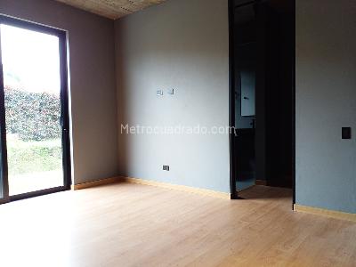 Casa de 4 alcobas en venta en Envigado, Envigado, 400 m² · foto 9 de 20