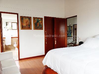Casa de 4 alcobas en venta en Envigado, Envigado, 264 m² · foto 10 de 19
