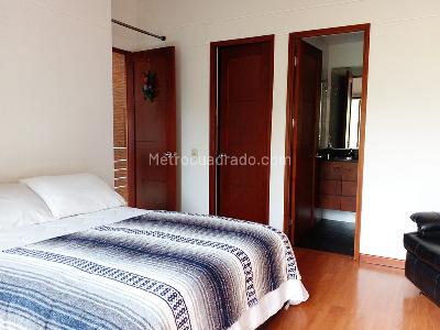 Casa de 4 alcobas en venta en Envigado, Envigado, 264 m² · foto 11 de 19