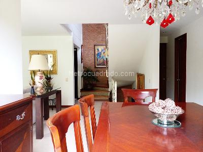 Casa de 4 alcobas en venta en Envigado, Envigado, 264 m² · foto 4 de 19