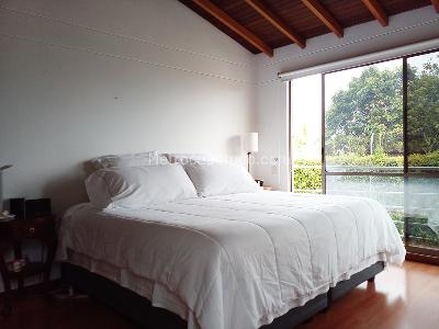 Casa de 4 alcobas en venta en Envigado, Envigado, 264 m² · foto 9 de 19