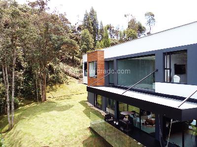 Casa de 3 alcobas en venta en Envigado, Envigado, 300 m² · foto 17 de 19