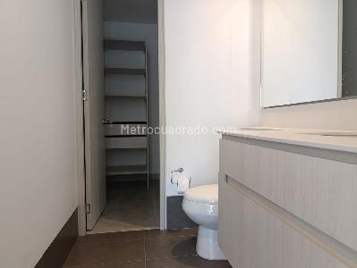 Apartaestudio en arriendo en El Poblado, Medellín · foto 11 de 12