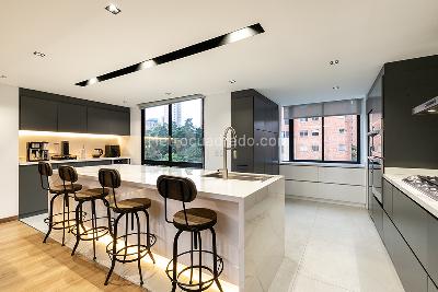 Apartamento en venta en El Poblado, Medellín · foto 7 de 20