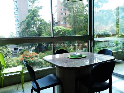 Casa de 4 alcobas en venta en El Poblado, Medellín, 340 m² · foto 8 de 19