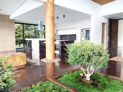 Casa de 3 alcobas en venta en Envigado, Envigado, 400 m² · foto 3 de 19