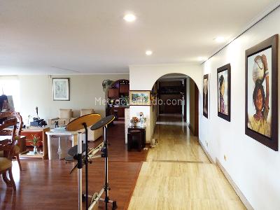 Apartamento de 4 alcobas en venta en Los Balsos, Medellín, 365 m² · foto 2 de 18
