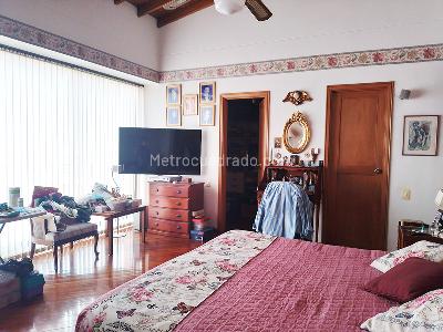 Apartamento de 4 alcobas en venta en El Poblado, Medellín, 300 m² · foto 13 de 20